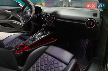 Купе Audi TT S 2019 в 