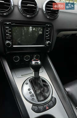 Купе Audi TT S 2012 в 