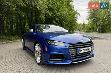 Купе Audi TT S 2016 в 