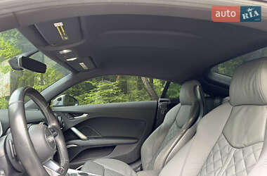 Купе Audi TT S 2016 в 