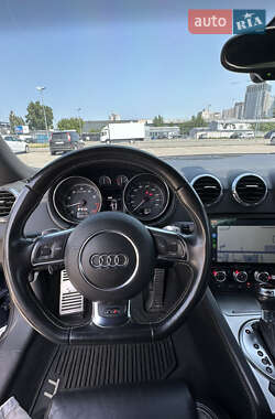 Купе Audi TT S 2011 в 