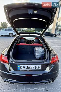 Купе Audi TT S 2015 в 