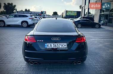 Купе Audi TT S 2015 в 