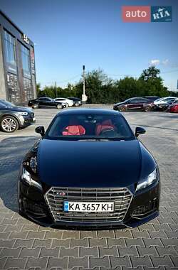 Купе Audi TT S 2015 в 