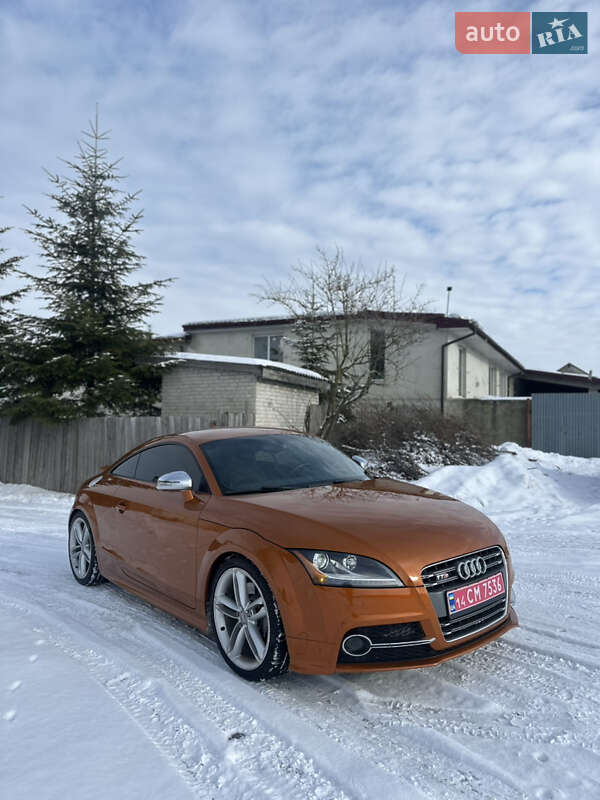 Audi TT S 2012