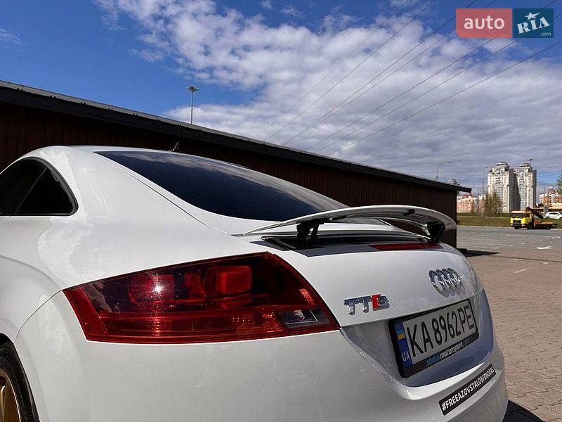 Купе Audi TT S 2012 в Киеве