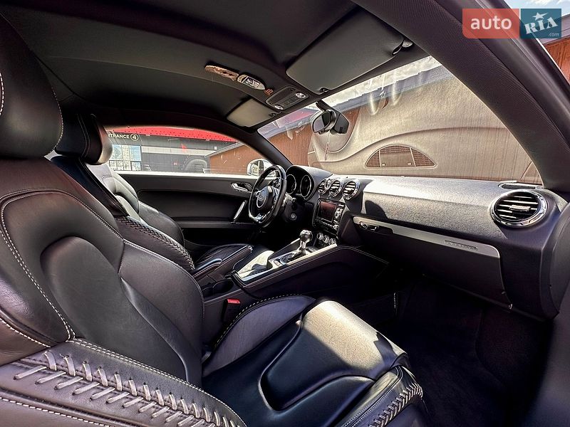 Купе Audi TT S 2012 в Киеве