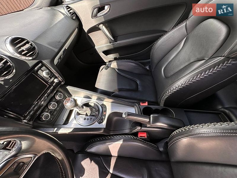 Купе Audi TT S 2012 в Киеве