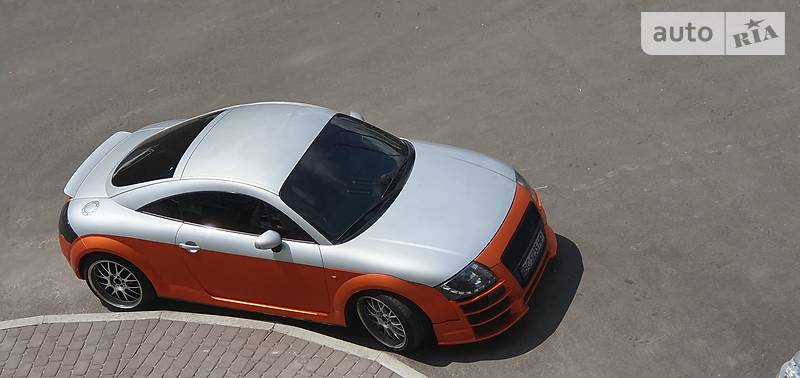 Купе Audi TT 2000 в 