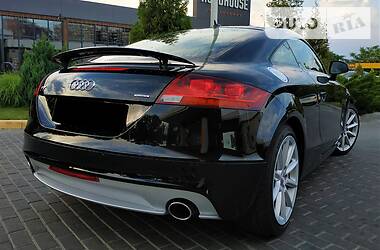Купе Audi TT 2011 в 