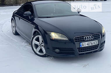 Купе Audi TT 2008 в 