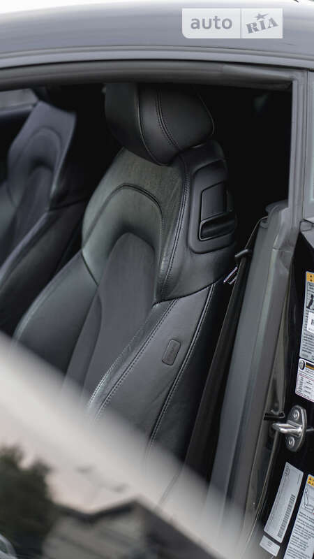 Купе Audi TT 2010 в Днепре