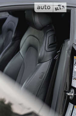 Купе Audi TT 2010 в 