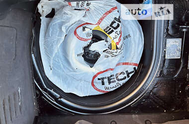 Купе Audi TT 2001 в 