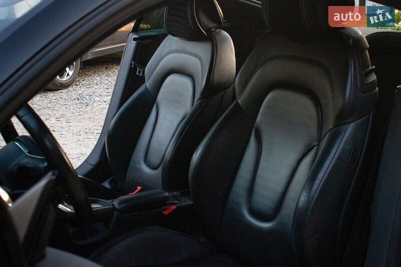 Купе Audi TT 2011 в Вишгороді