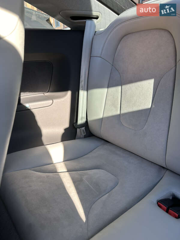 Купе Audi TT 2012 в Киеве