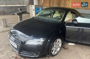 Купе Audi TT 2009 в 