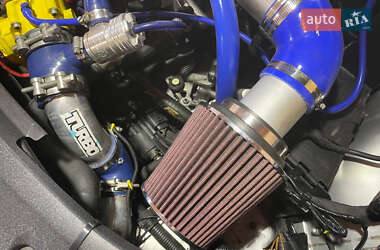 Купе Audi TT 2000 в 