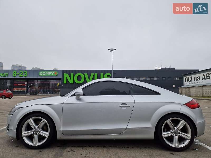 Купе Audi TT 2010 в Киеве