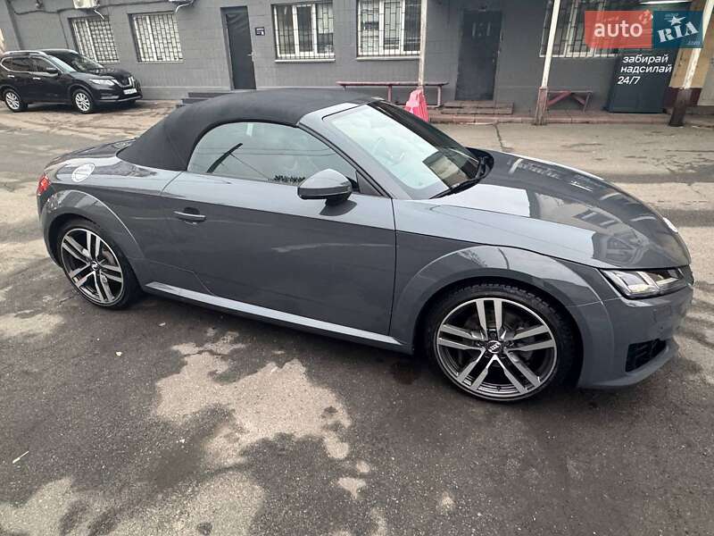Audi TT 2015