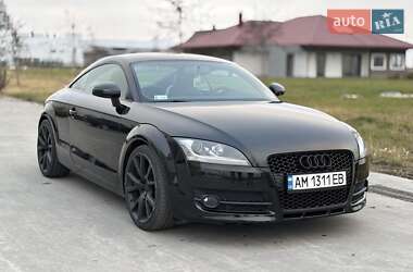 Купе Audi TT 2008 в 