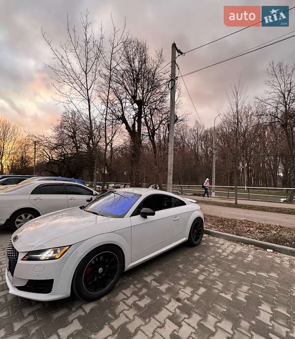 Audi TT 2016