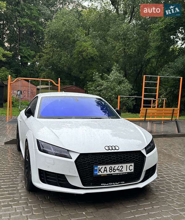 Купе Audi TT 2016 в Киеве фото 3 Купе Audi TT 2016 в Киеве