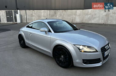 Купе Audi TT 2009 в 