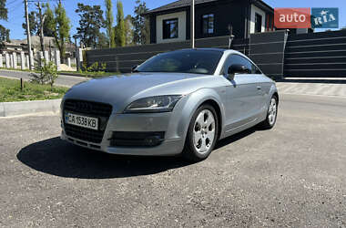 Купе Audi TT 2008 в 