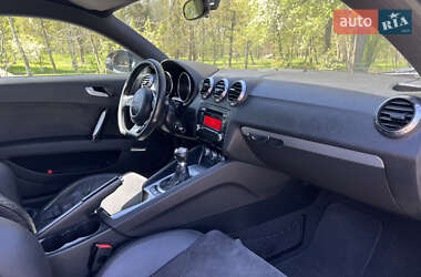 Купе Audi TT 2008 в 