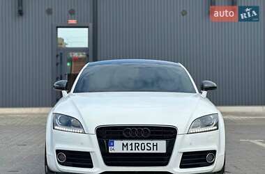 Купе Audi TT 2011 в 