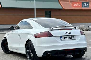 Купе Audi TT 2011 в 