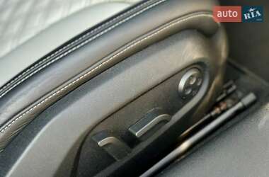 Купе Audi TT 2011 в 
