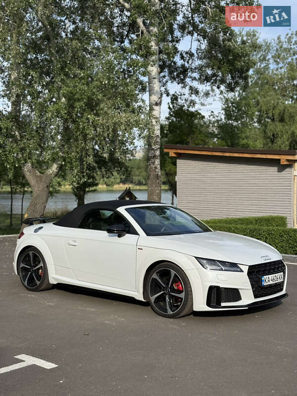 Родстер Audi TT 2018 в Киеве