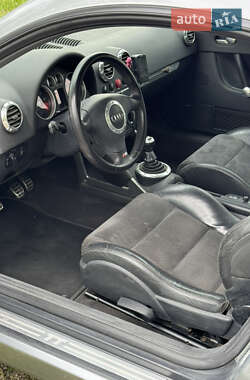 Купе Audi TT 2006 в 