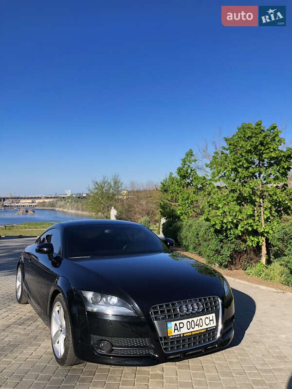 Купе Audi TT 2010 в Запоріжжі