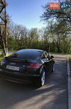 Купе Audi TT 2010 в 