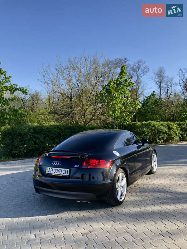 Купе Audi TT 2010 в Запоріжжі