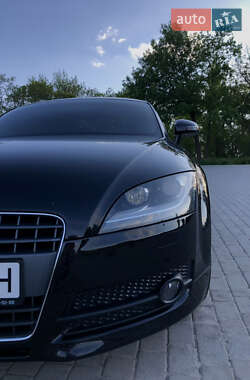 Купе Audi TT 2010 в Запоріжжі