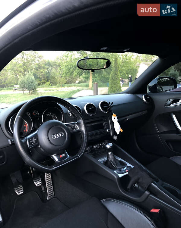 Купе Audi TT 2010 в Запоріжжі