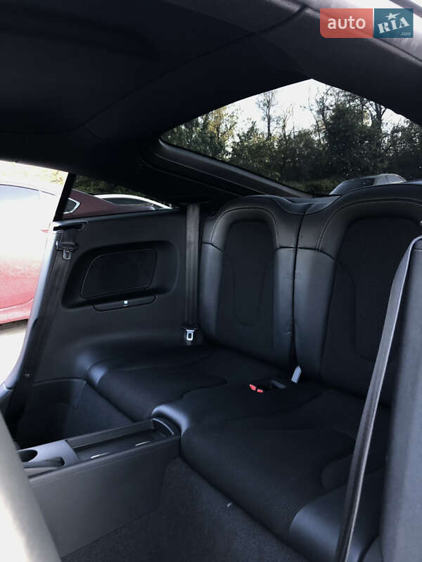 Купе Audi TT 2010 в Дніпрі