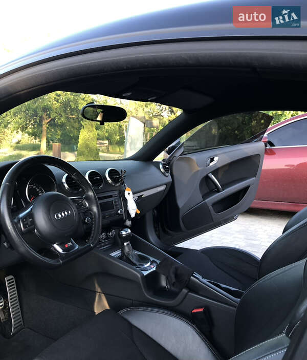 Купе Audi TT 2010 в Запоріжжі