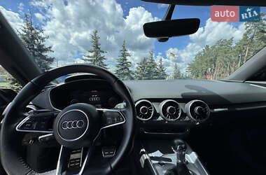 Купе Audi TT 2016 в 