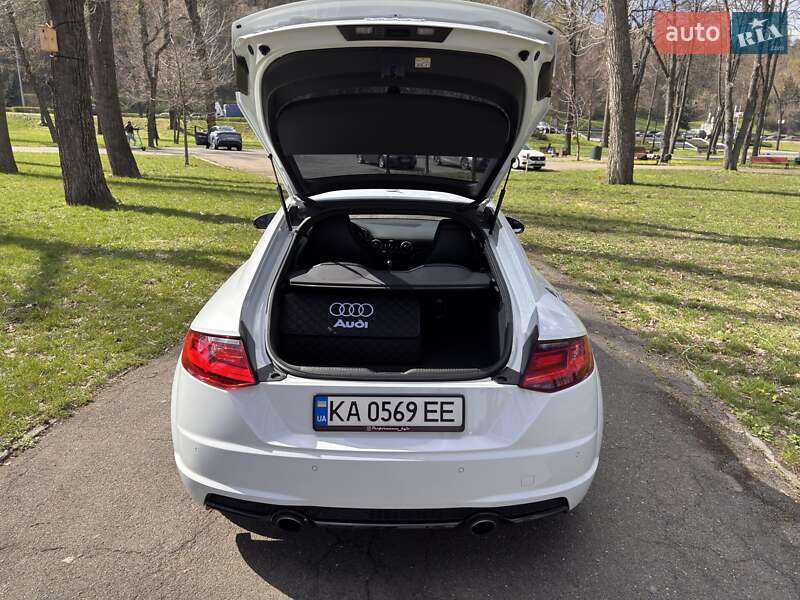 Купе Audi TT 2015 в Киеве