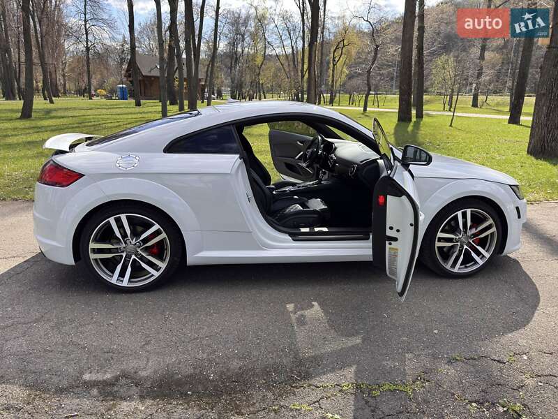 Купе Audi TT 2015 в Киеве