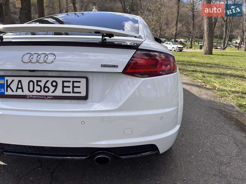 Купе Audi TT 2015 в Киеве
