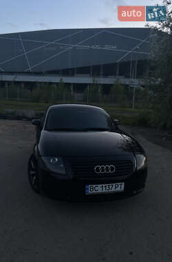 Купе Audi TT 2000 в 
