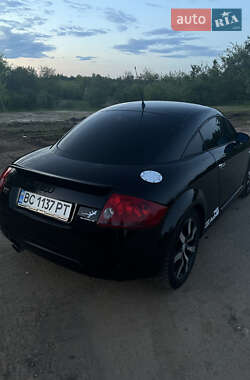 Купе Audi TT 2000 в 