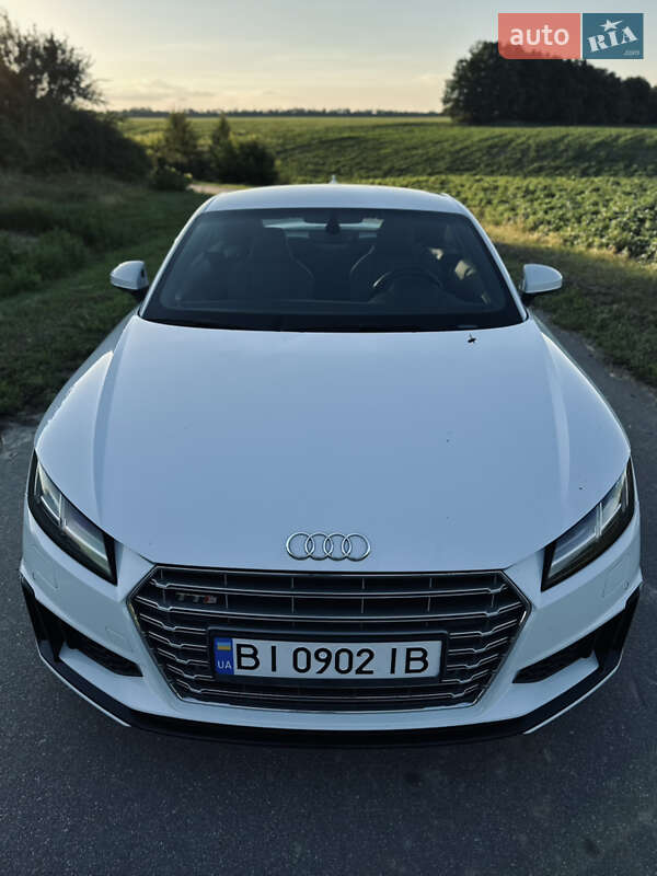 Купе Audi TT 2016 в Лубнах