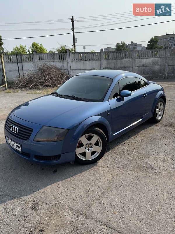 Купе Audi TT 1999 в 